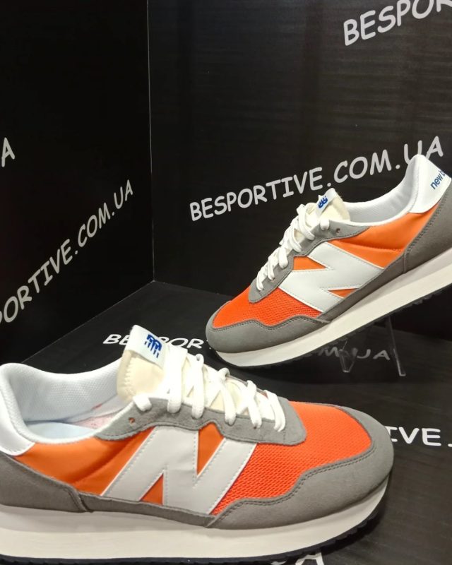 New Balance 237