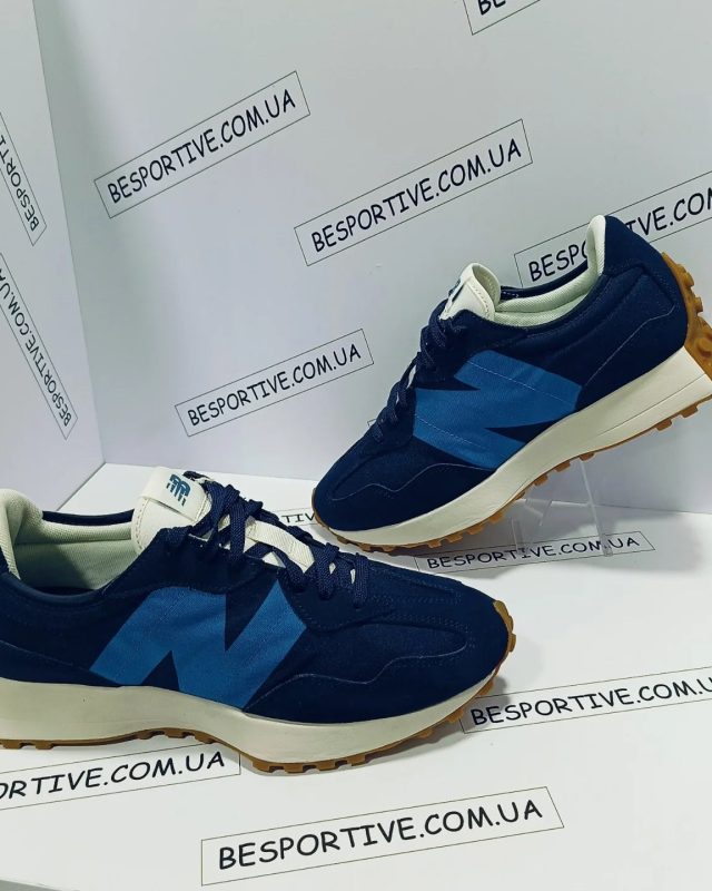 New Balance 327
