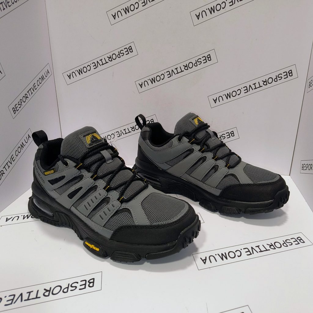 Skechers Envoy Water Repellent